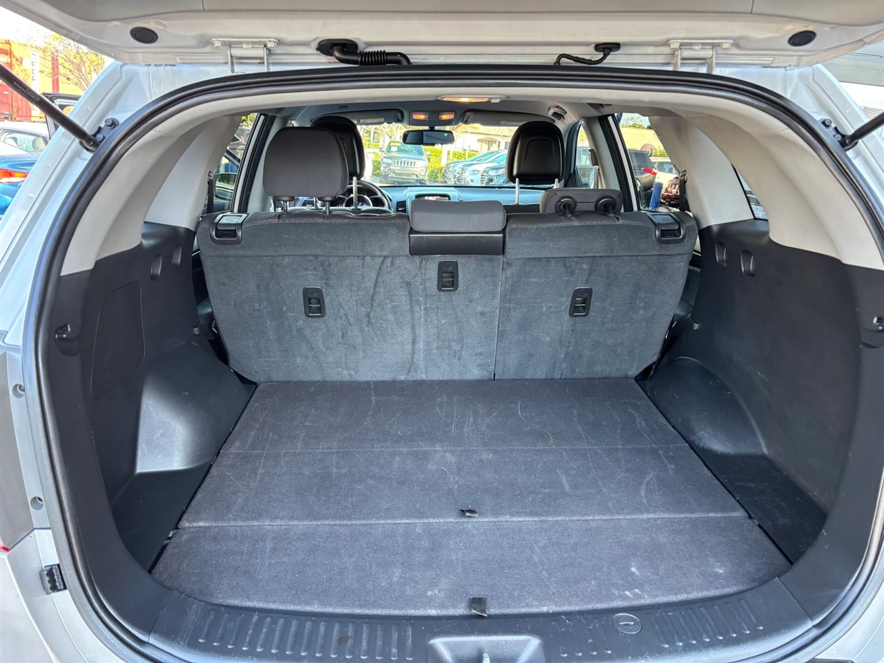 Kia Sorento LX 2WD 2013