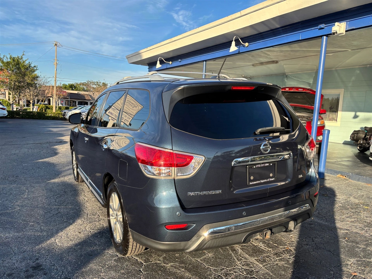 Nissan Pathfinder S 2WD 2013