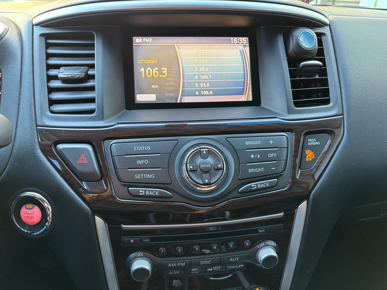 Nissan Pathfinder S 2WD 2013