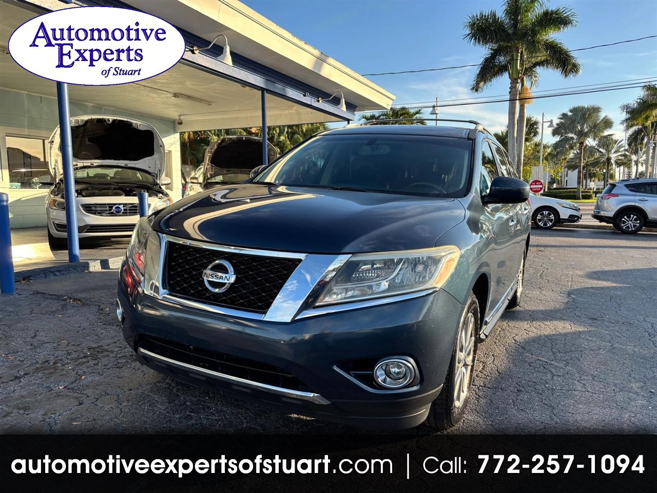 2013 Nissan Pathfinder S 2WD