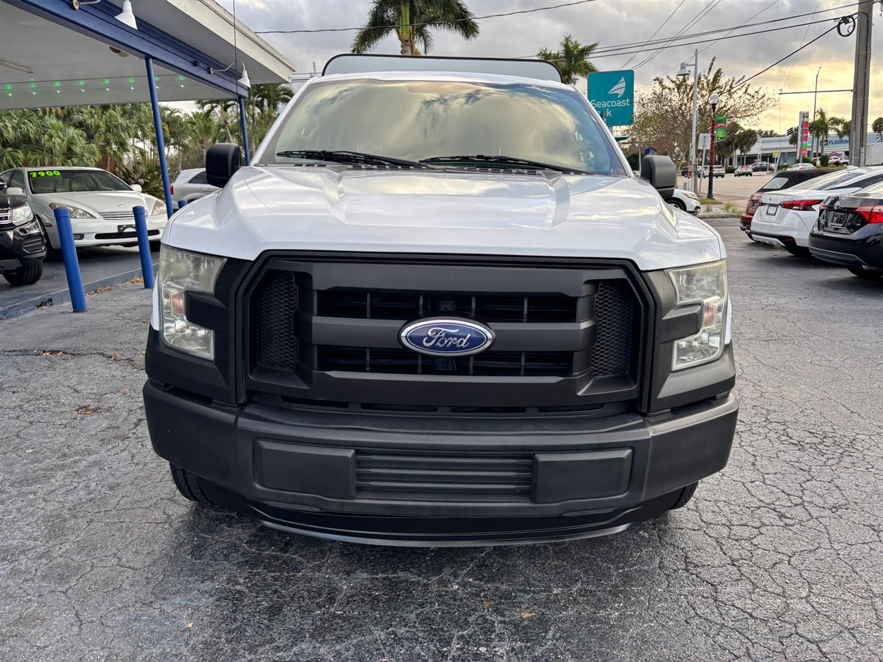 Ford F-150 XL 8-ft. Bed 2WD 2016