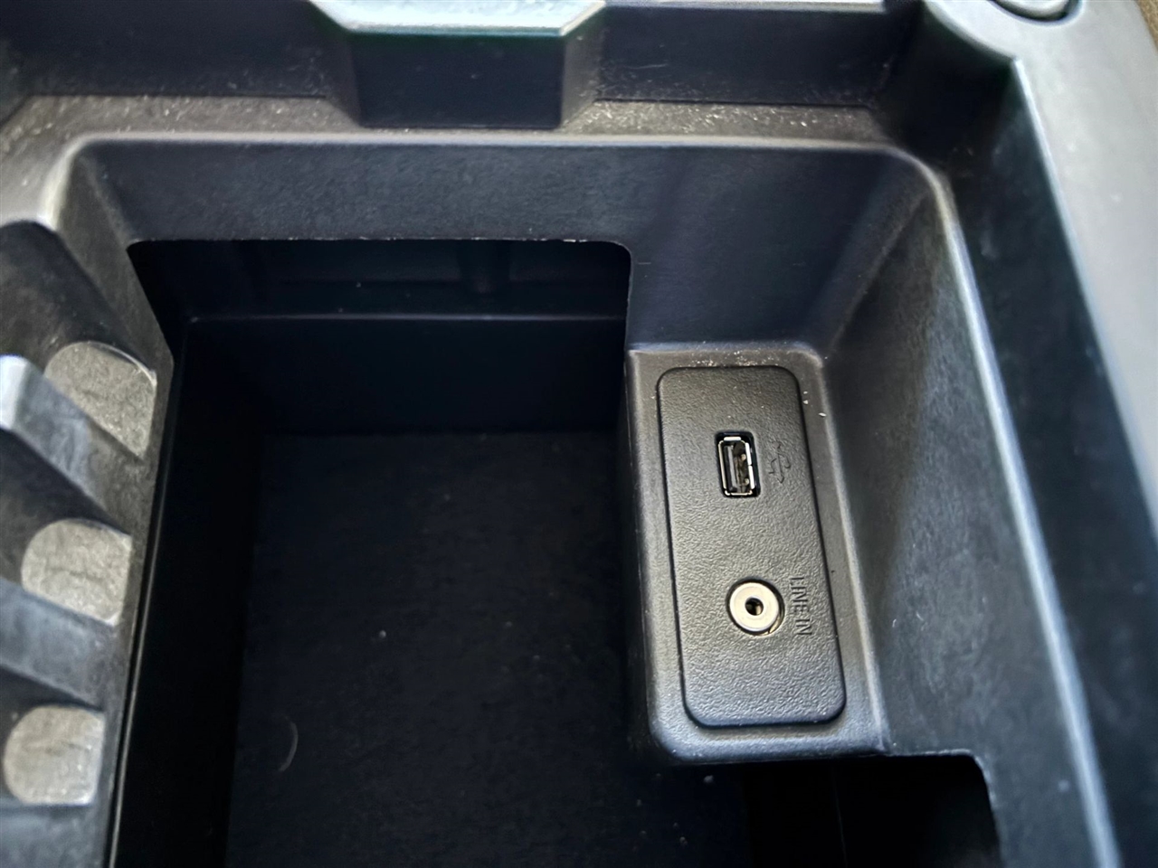 Ford Expedition EL Limited 4WD 2013