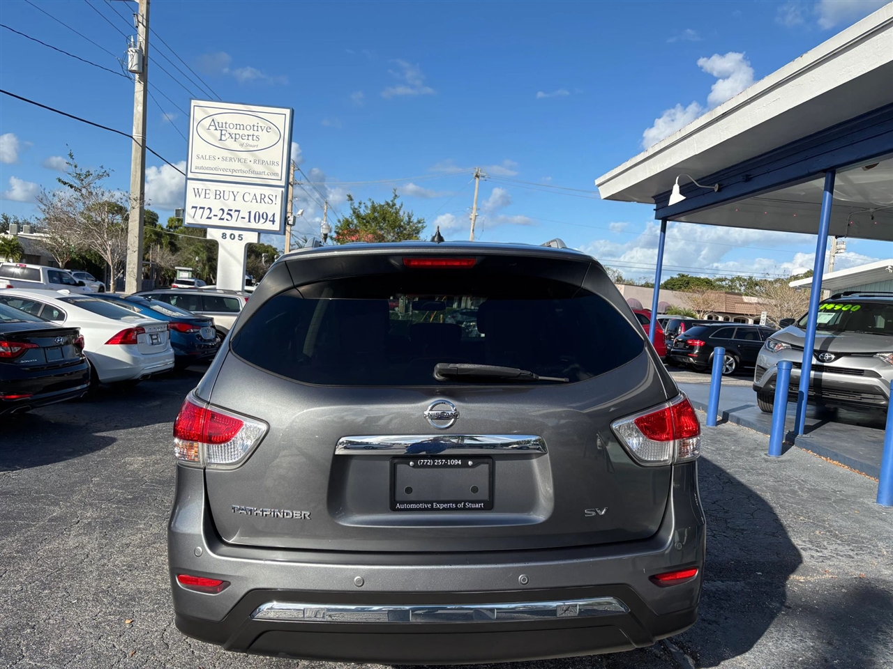 Nissan Pathfinder SV 2WD 2016