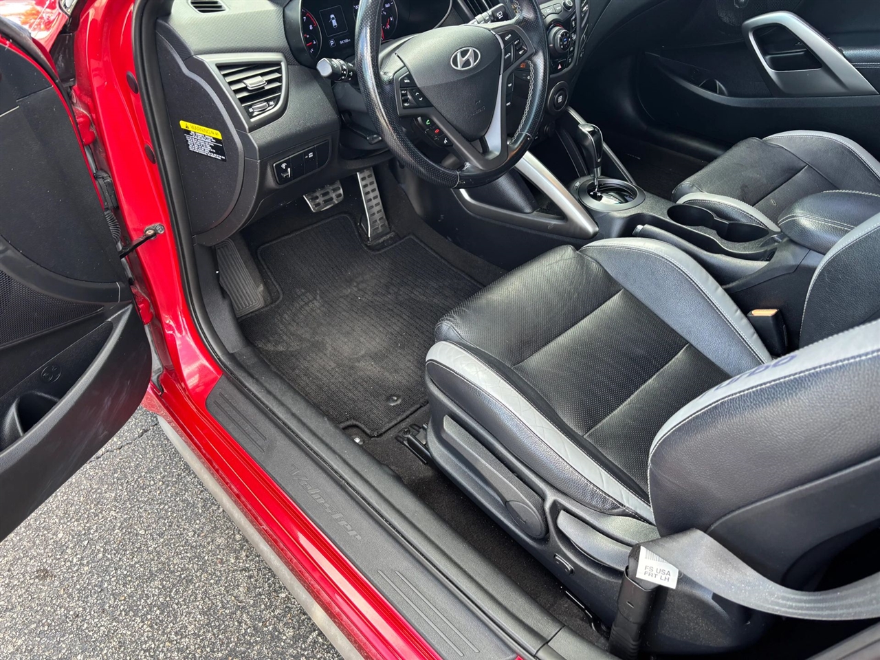 Hyundai Veloster Turbo 6MT 2016