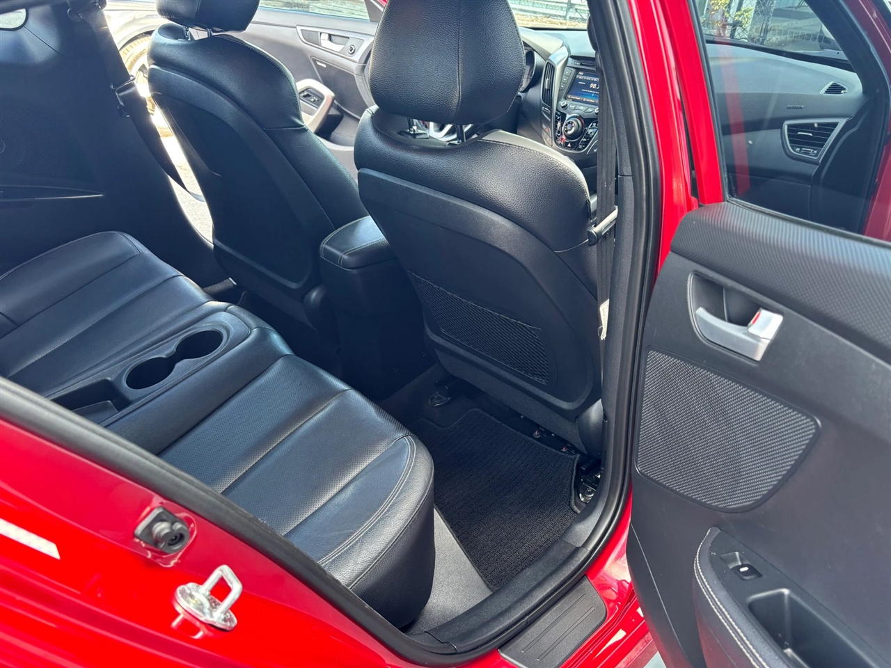 Hyundai Veloster Turbo 6MT 2016