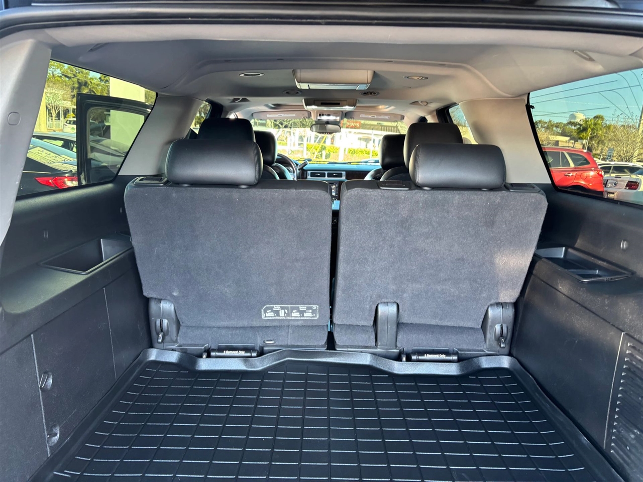 GMC Yukon Denali XL 2WD 2012