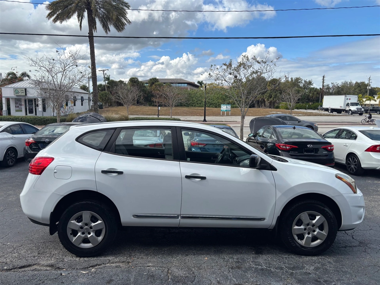 Nissan Rogue Select S 2WD 2014