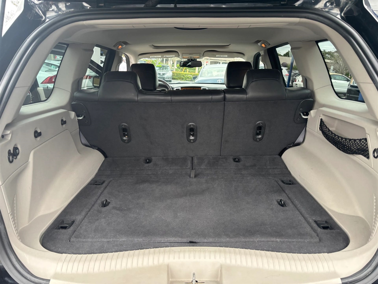 Jeep Grand Cherokee Limited 2WD 2010