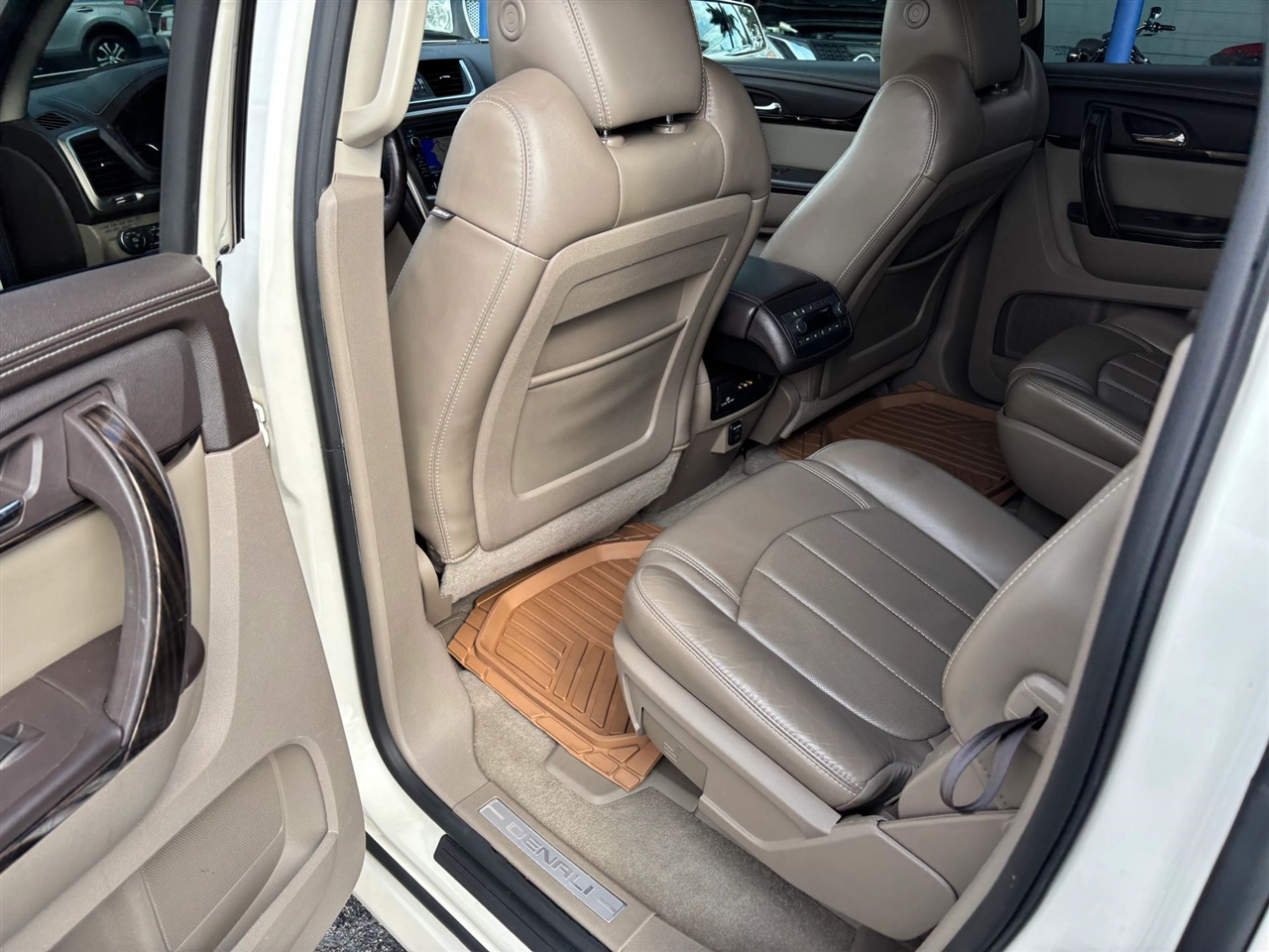 GMC Acadia Denali FWD 2014