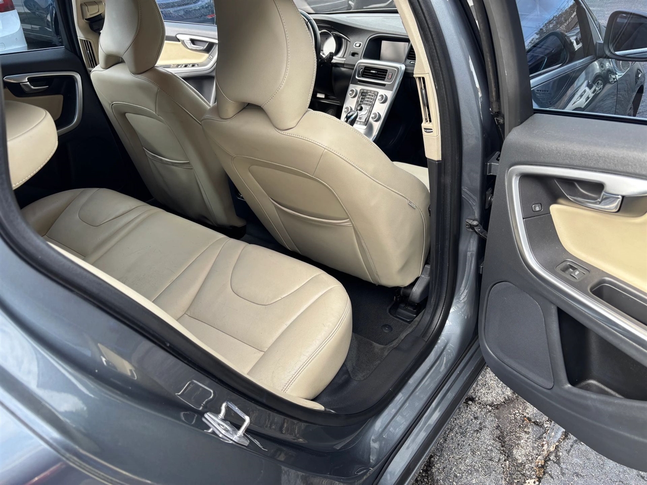 Volvo V60 T5 Premier FWD 2017