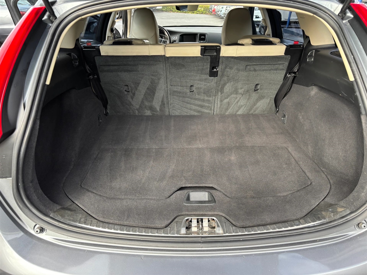 Volvo V60 T5 Premier FWD 2017