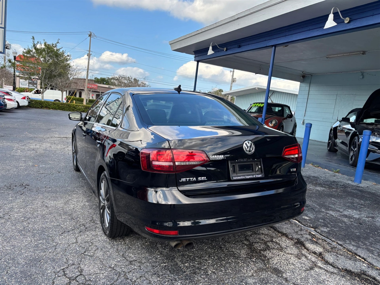 Volkswagen Jetta SEL 6A 2016