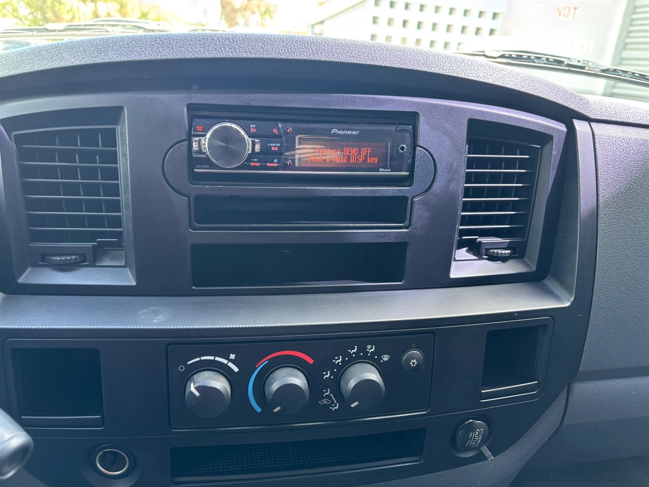 Dodge Ram 2500 ST Quad Cab 4WD 2007