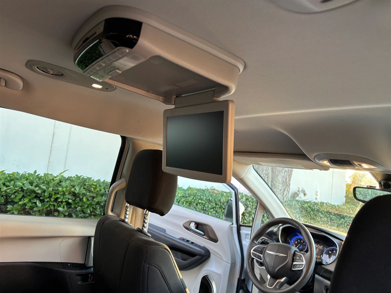 Chrysler Pacifica Touring 2017