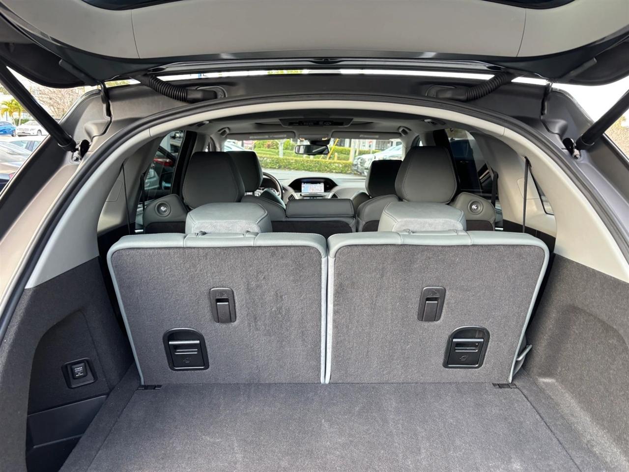 Acura MDX SH-AWD 6-Spd AT w/Tech and Entertainment Package 2014