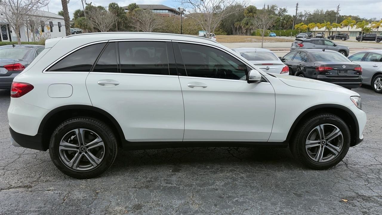 Mercedes-Benz GLC-Class GLC300 2019
