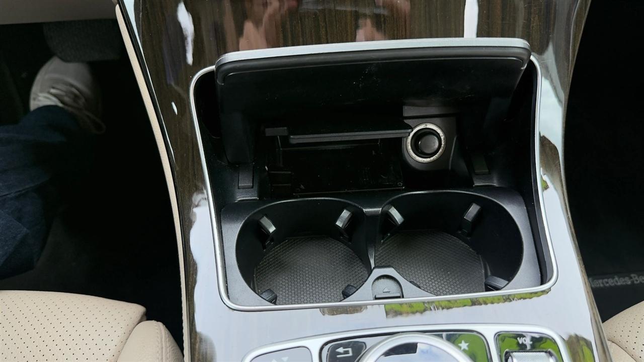 Mercedes-Benz GLC-Class GLC300 2019