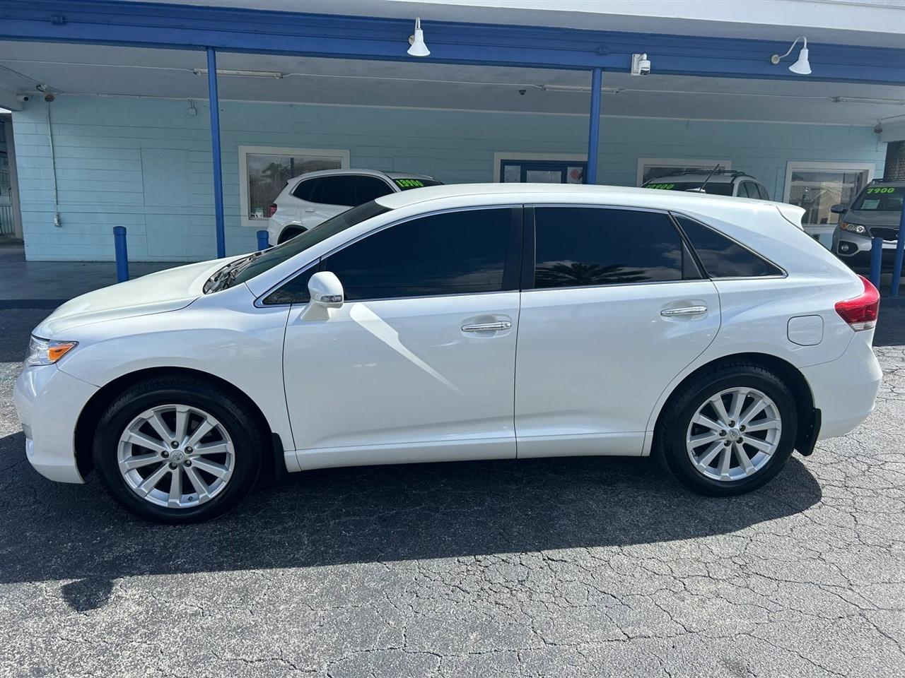 Toyota Venza XLE I4 AWD 2013