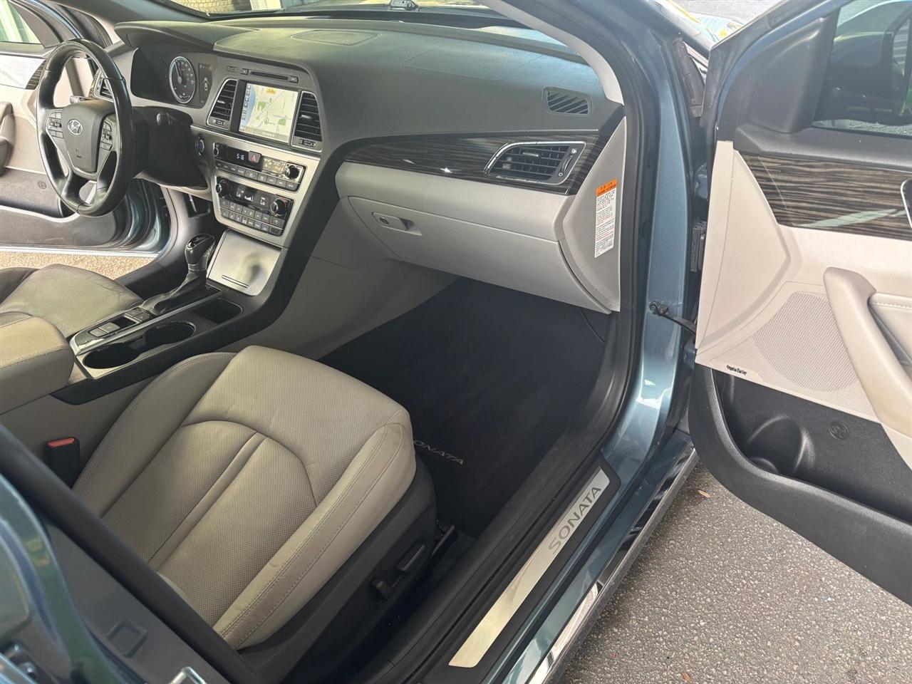 Hyundai Sonata Hybrid Limited 2016