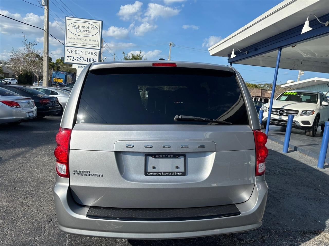 Dodge Grand Caravan SE 2015