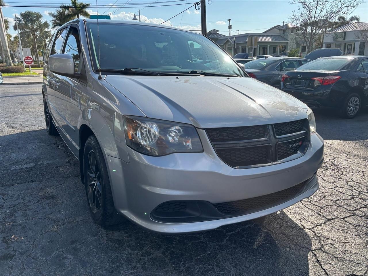 Dodge Grand Caravan SE 2015