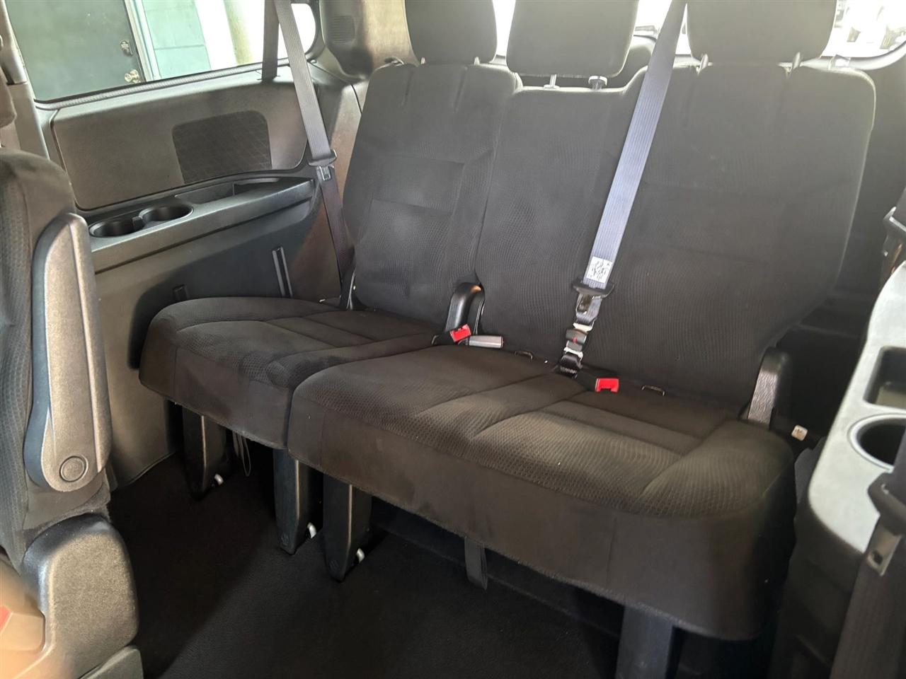 Dodge Grand Caravan SE 2015