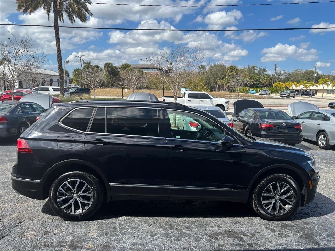 Volkswagen Tiguan SE 2020