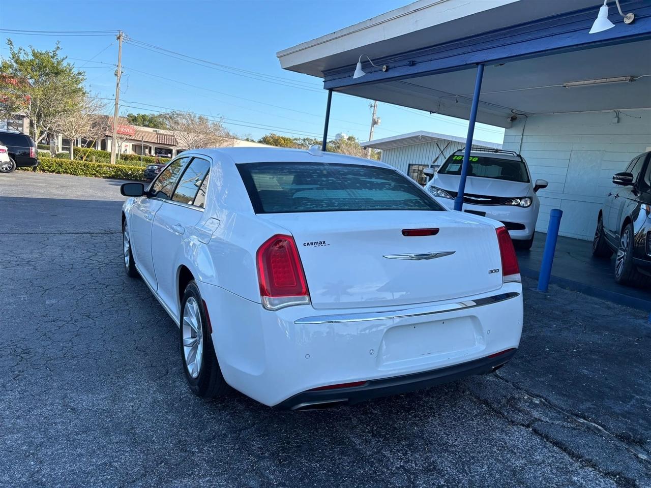 Chrysler 300  2015