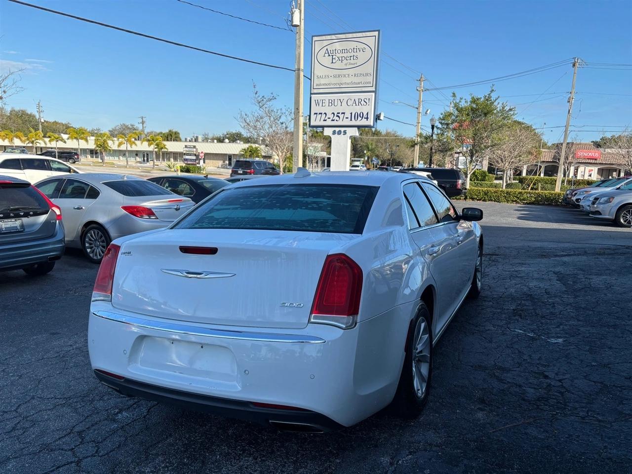 Chrysler 300  2015