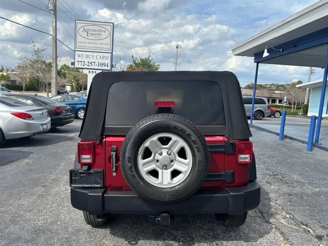 Jeep Wrangler Sport 4WD 2013