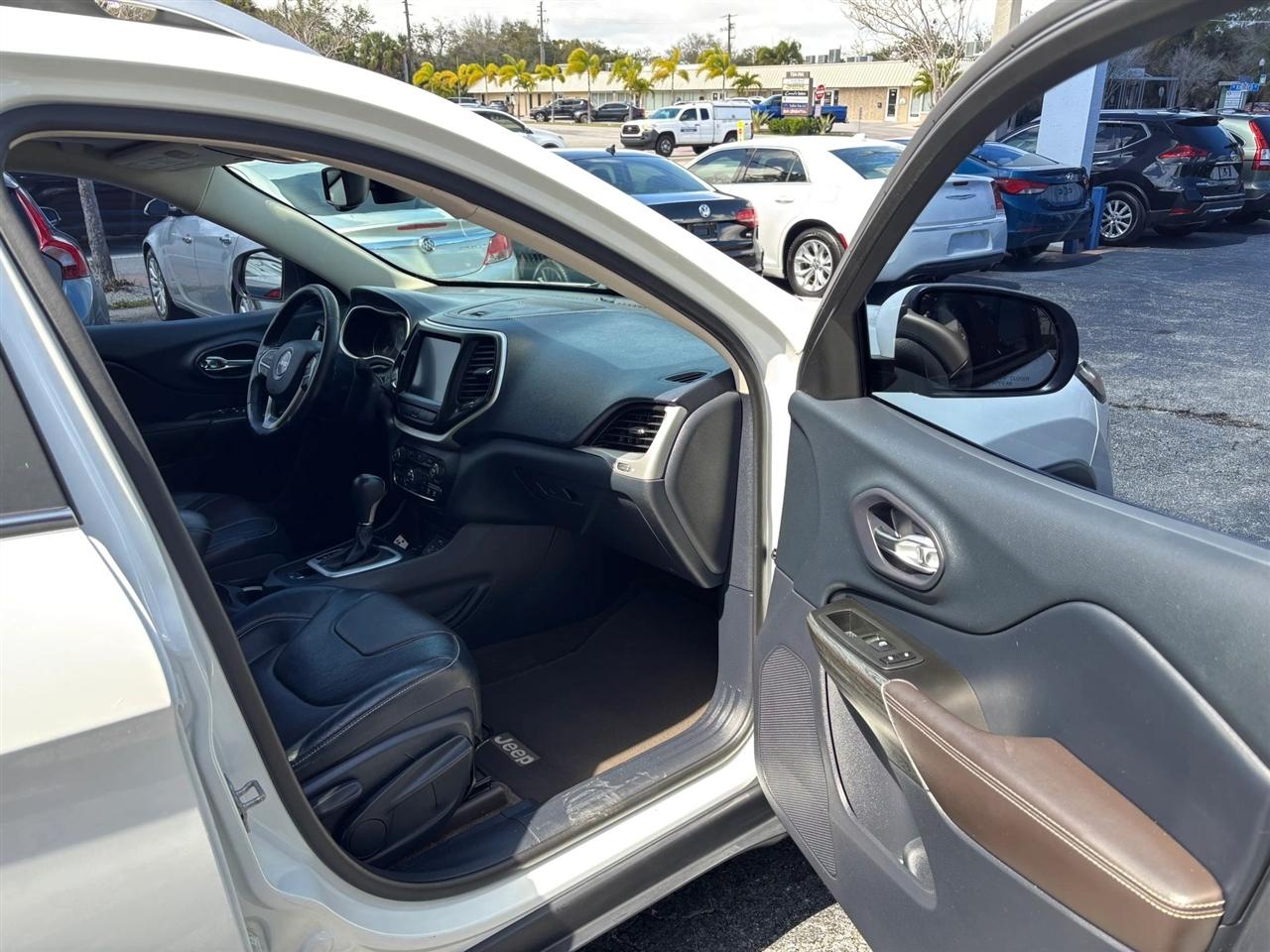 Jeep Cherokee Limited FWD 2014