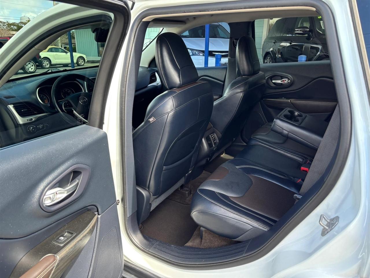 Jeep Cherokee Limited FWD 2014