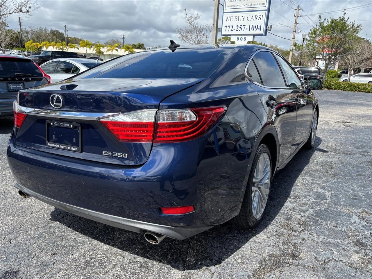 Lexus ES 350 Sedan 2013