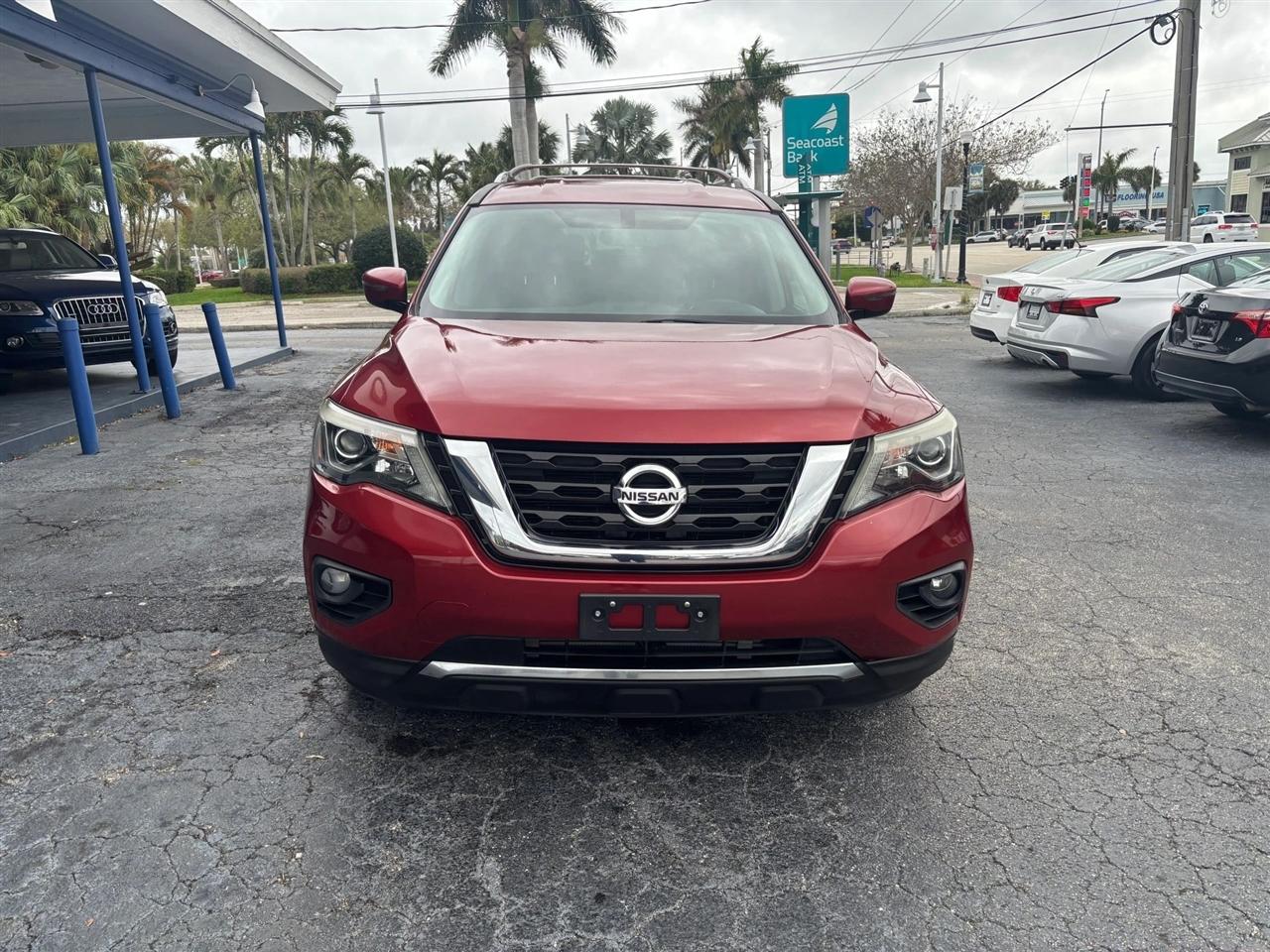 Nissan Pathfinder SV 2WD 2017