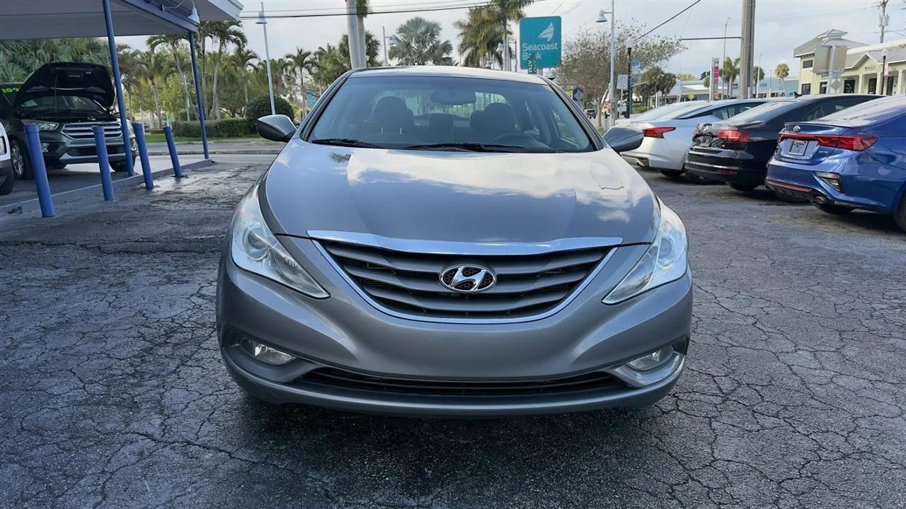 Hyundai Sonata GLS 2013