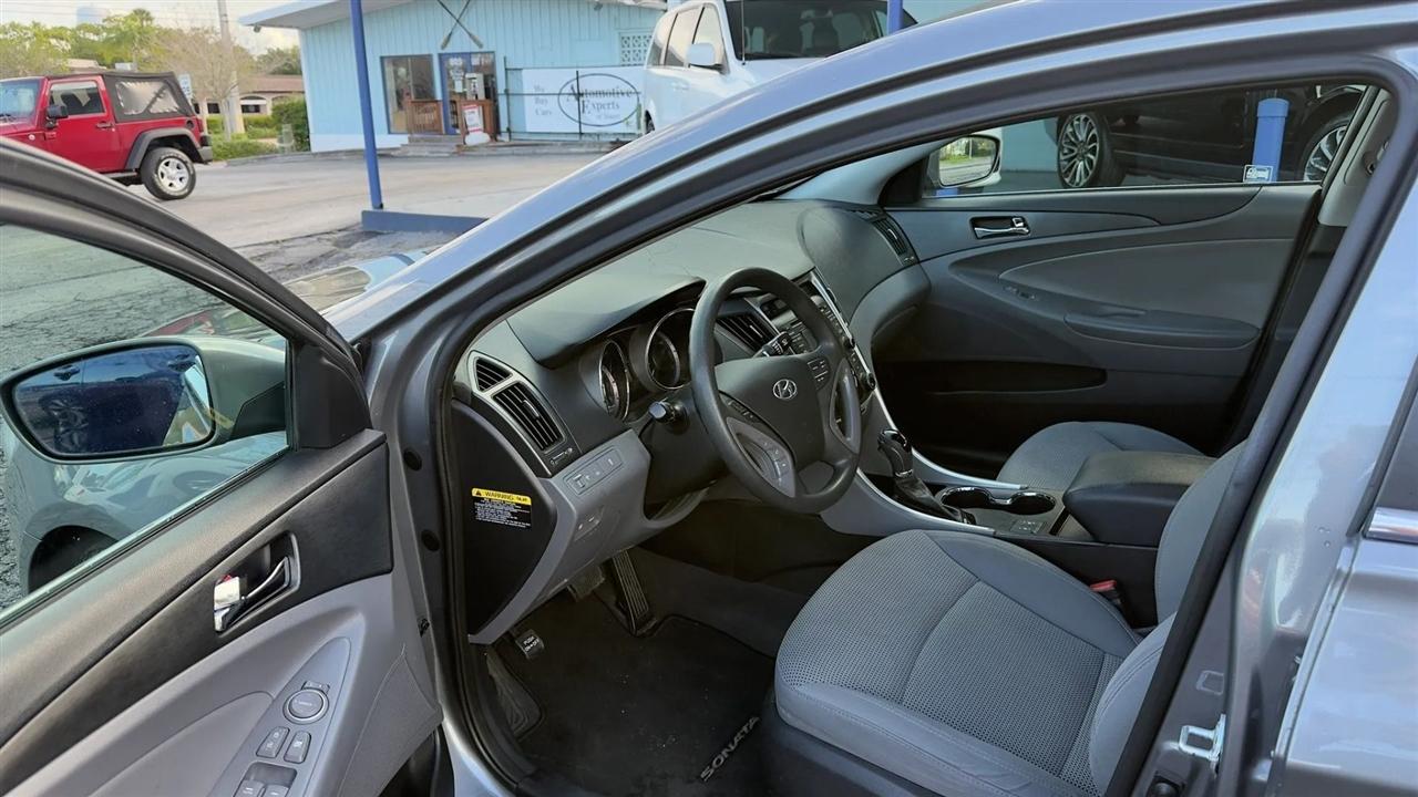 Hyundai Sonata GLS 2013