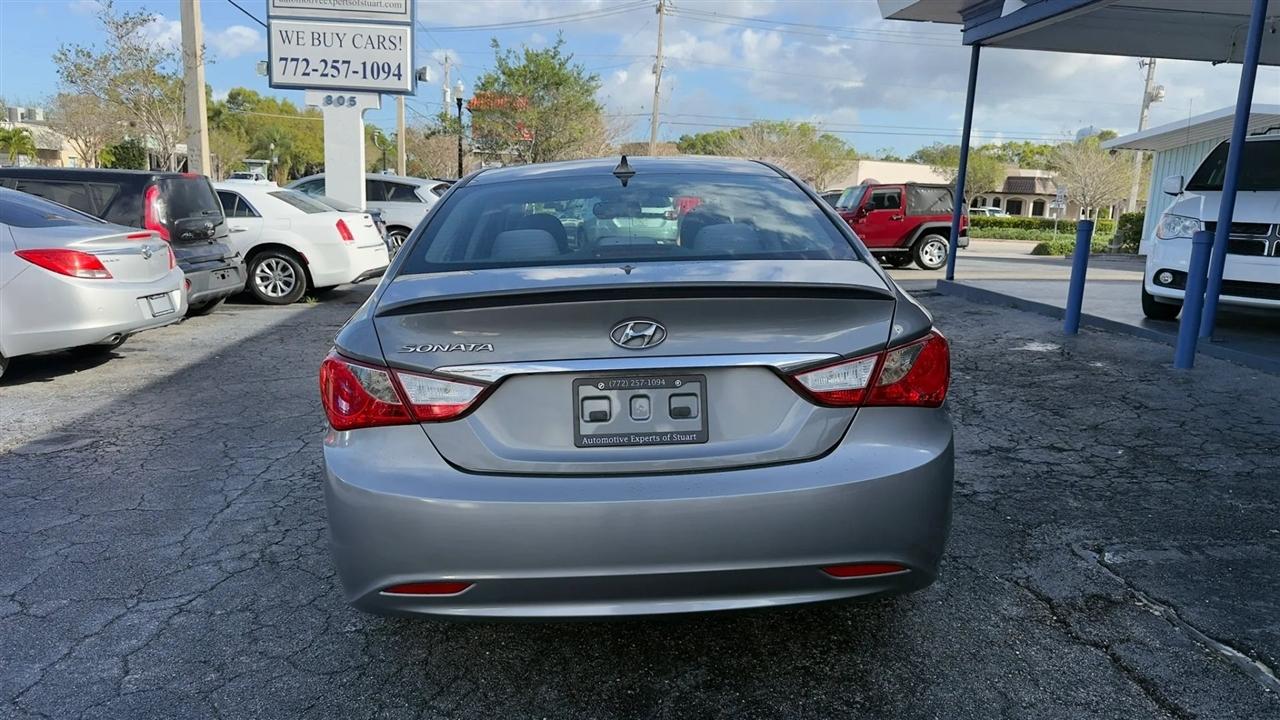 Hyundai Sonata GLS 2013