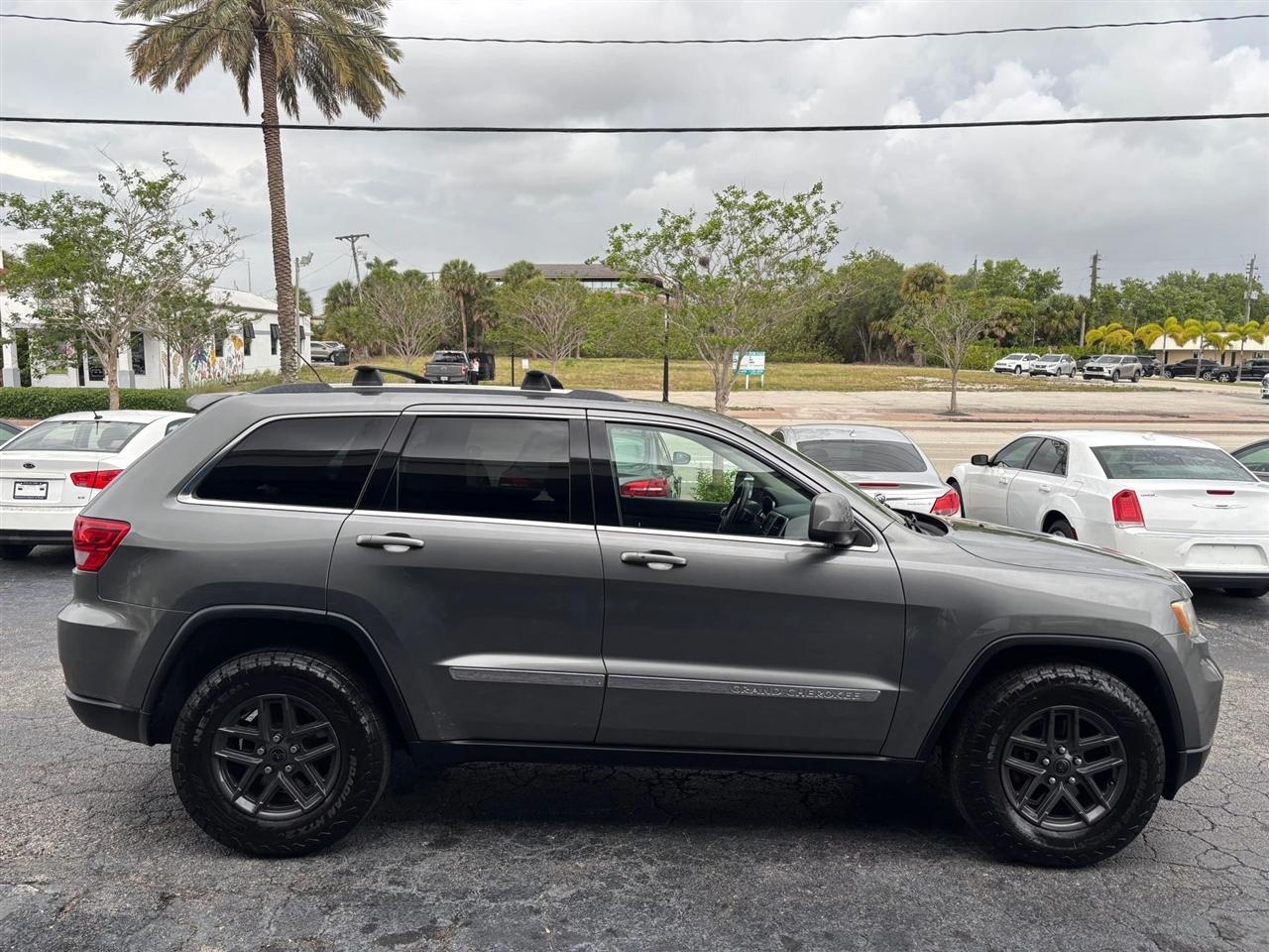 Jeep Grand Cherokee  2013