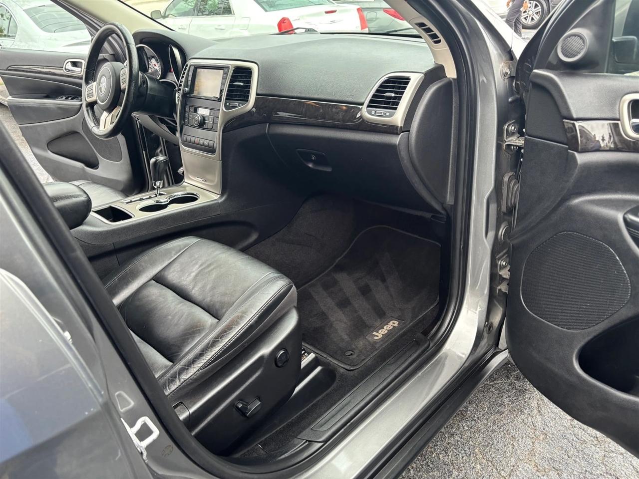 Jeep Grand Cherokee  2013