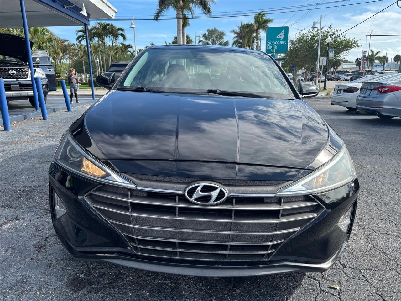 Hyundai Elantra Limited 2019