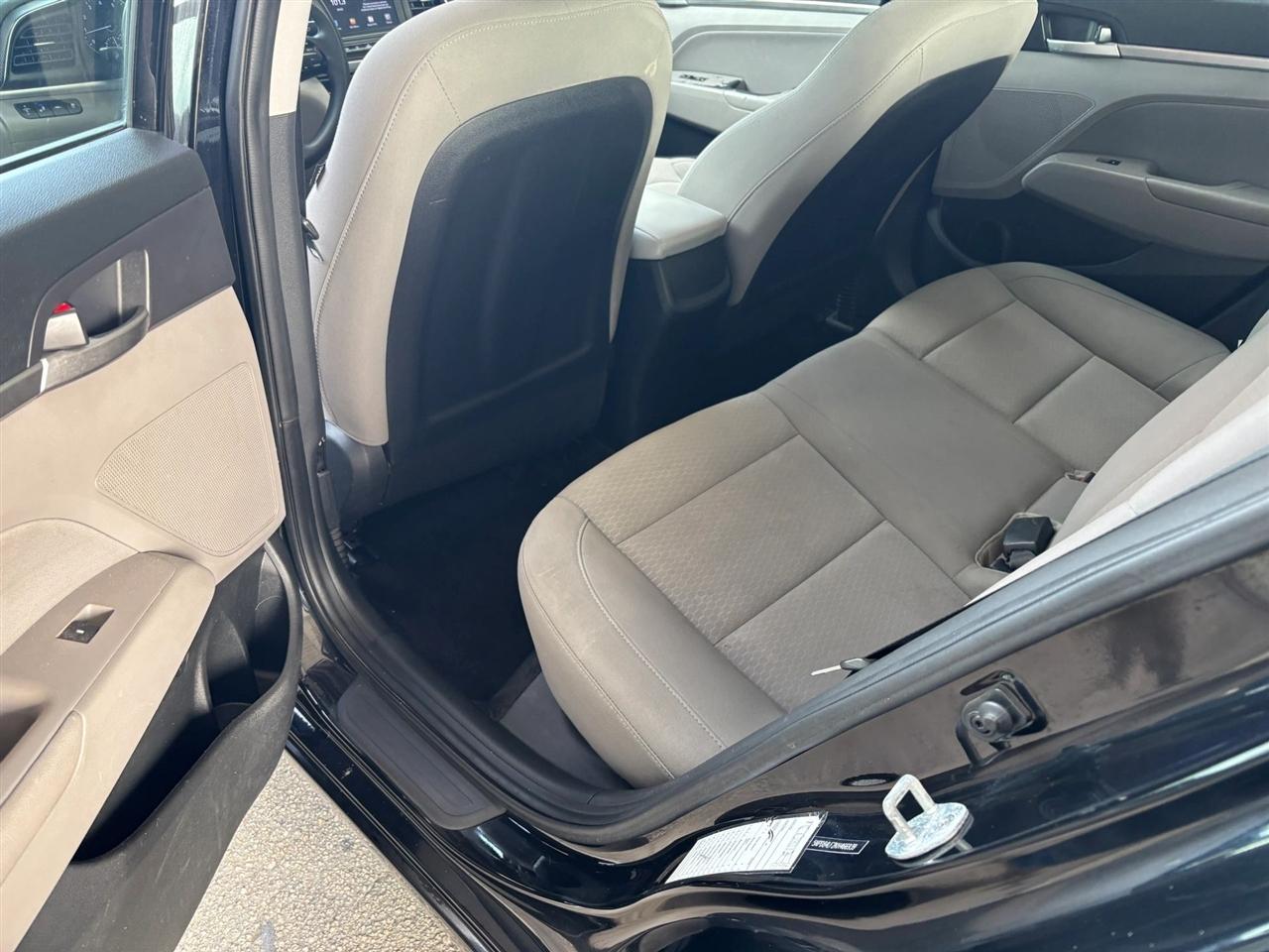 Hyundai Elantra Limited 2019