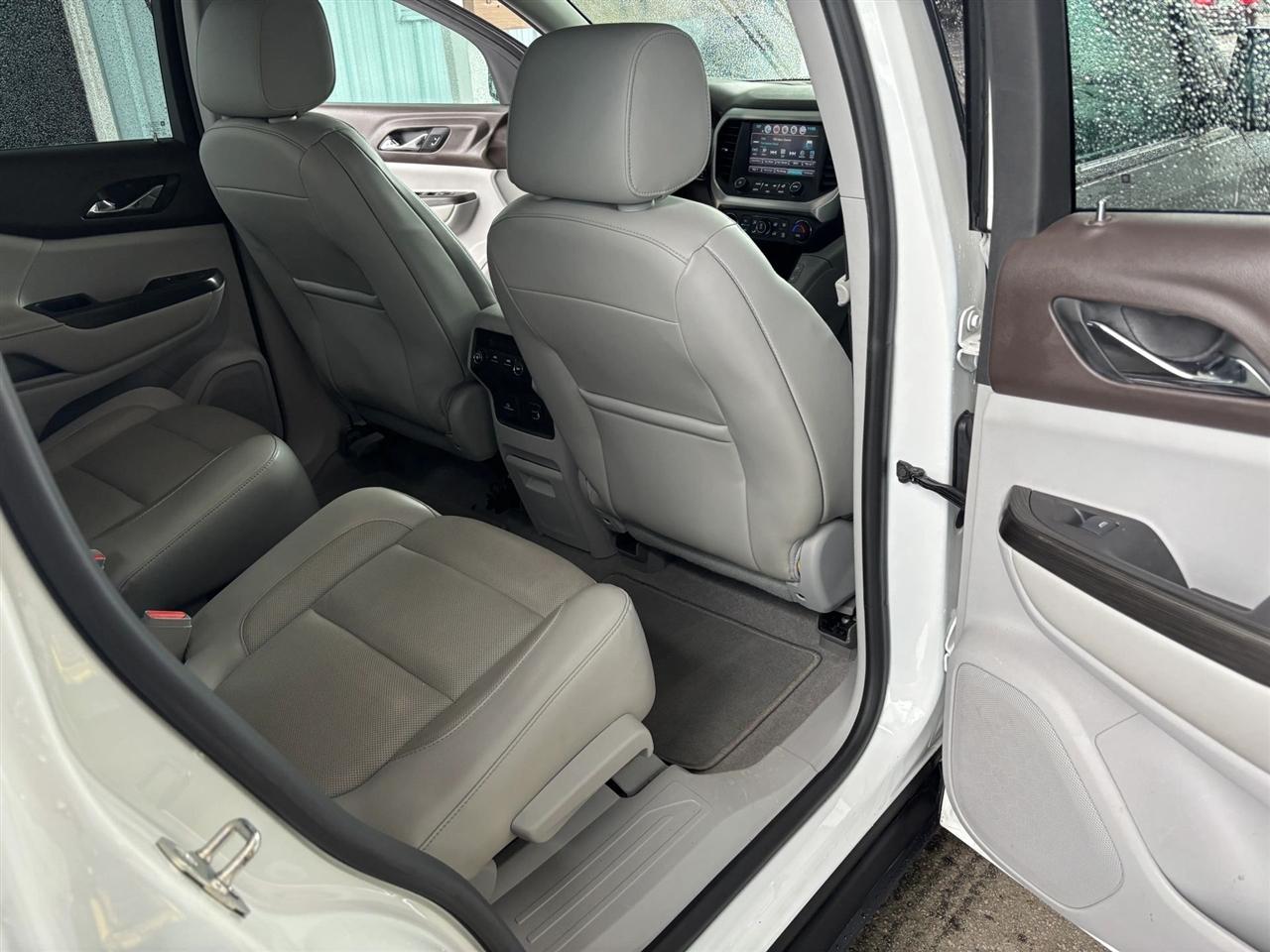 GMC Acadia SLT-1 FWD 2017