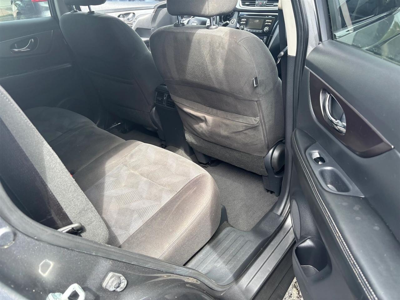 Nissan Rogue SV 2WD 2016