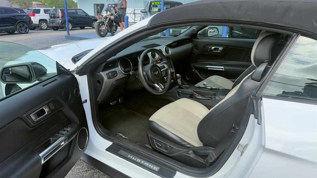 Ford Mustang EcoBoost Premium Convertible 2018