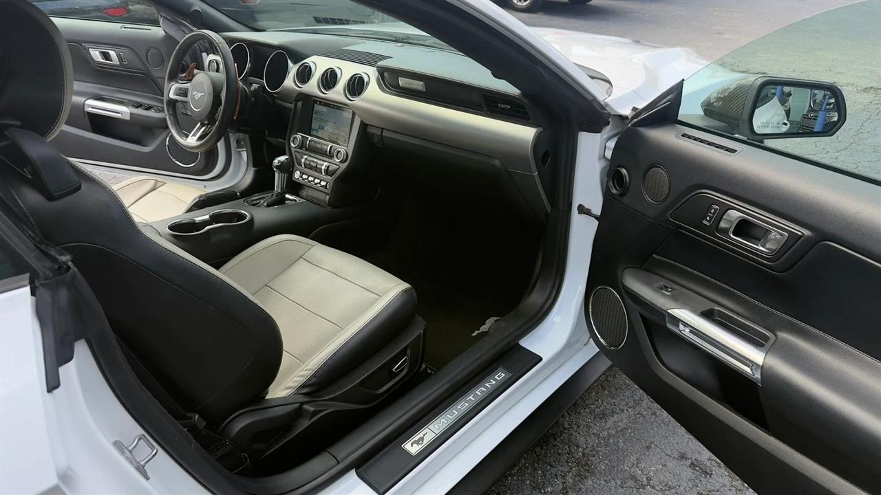 Ford Mustang EcoBoost Premium Convertible 2018