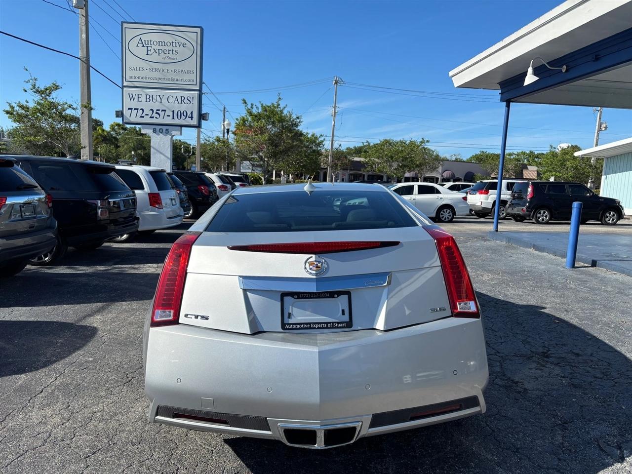 Cadillac CTS Base Coupe 2011