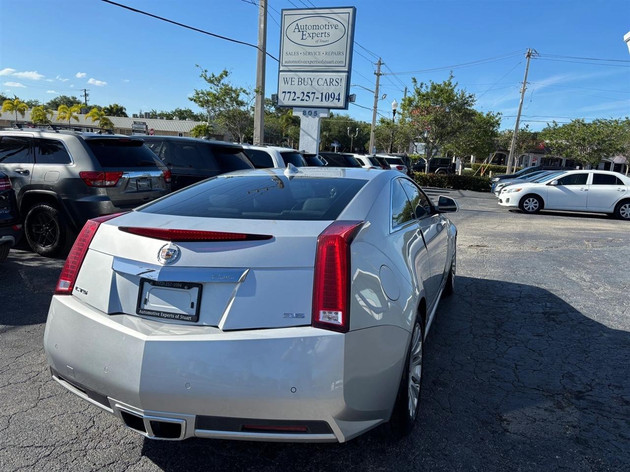 Cadillac CTS Base Coupe 2011
