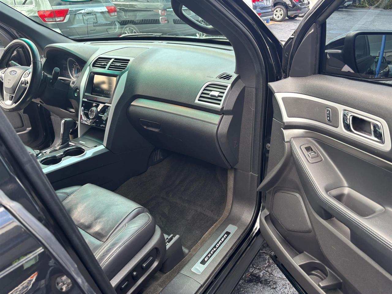 Ford Explorer Sport 4WD 2015