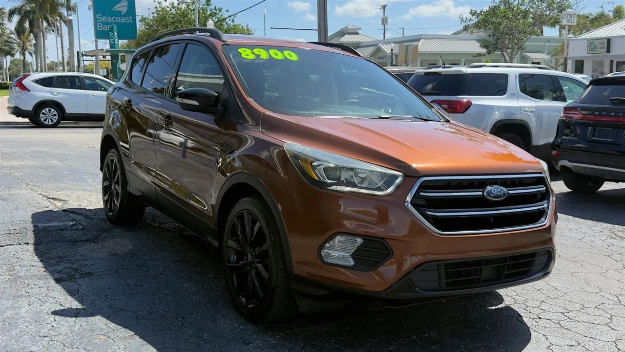 Ford Escape Titanium FWD 2017