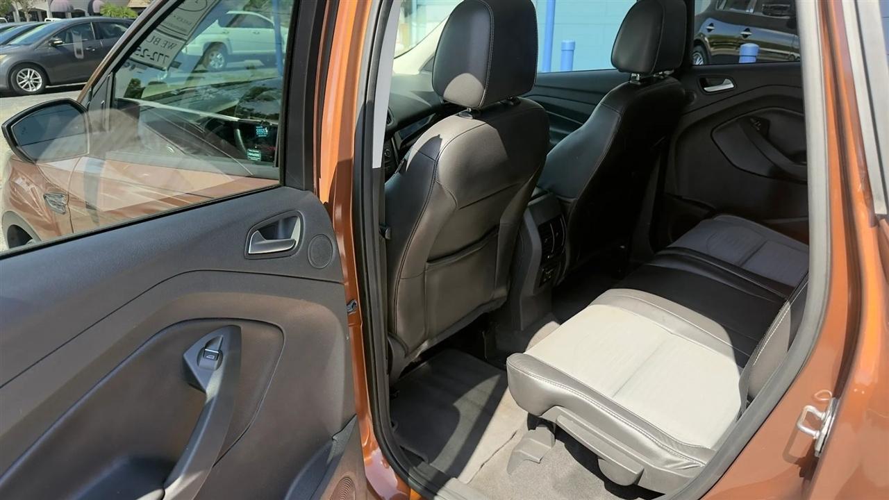 Ford Escape Titanium FWD 2017